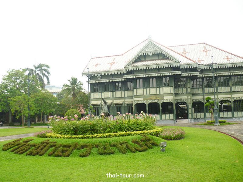 พระตำหนักสวนหงส์ พระตำหนักสวนหงส์